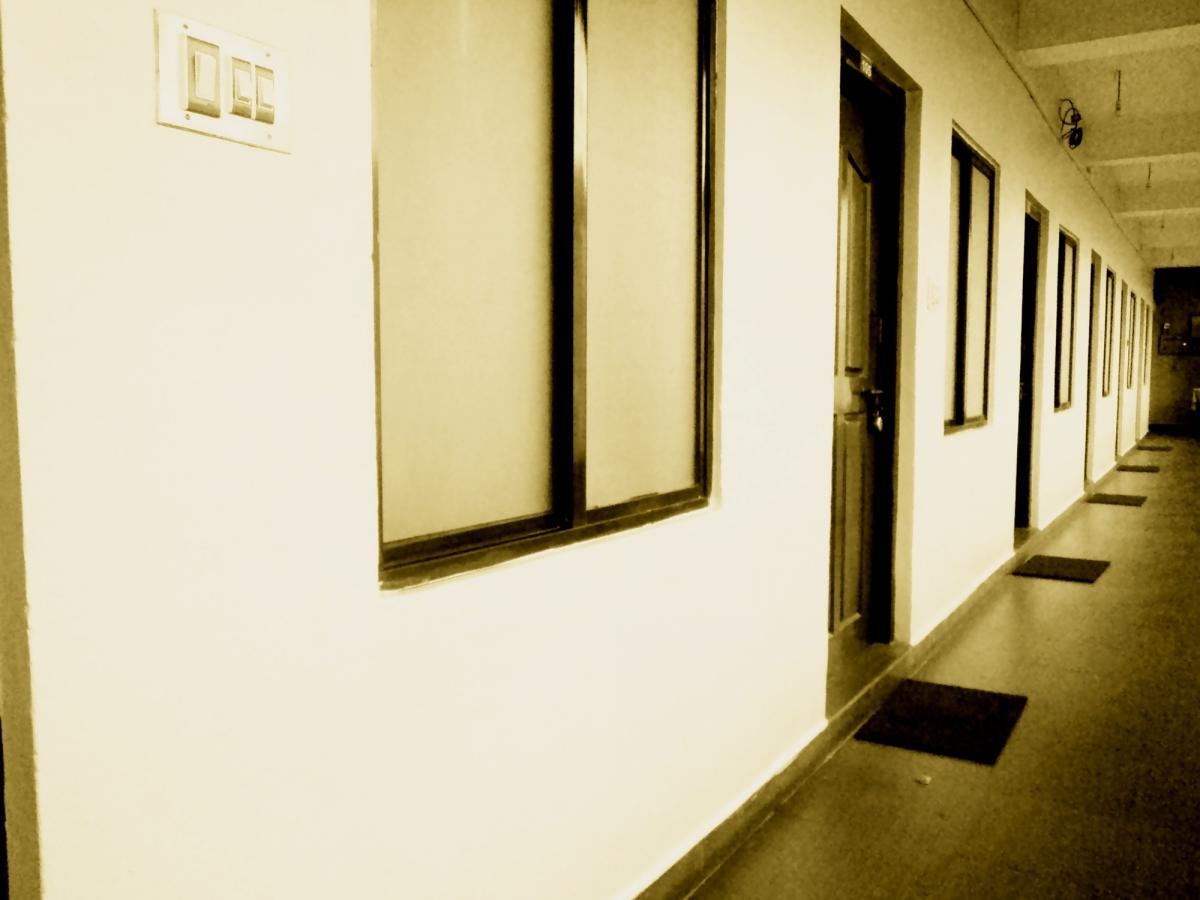 Kvm Tourist Home Palakkad Extérieur photo
